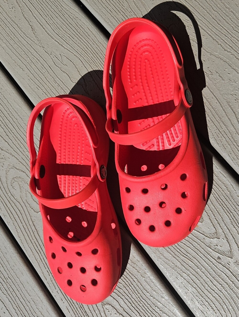 Crocs "Karin" Mary Jane Shoes Red Clogs Womens Size 7 Double Strap Retired Style